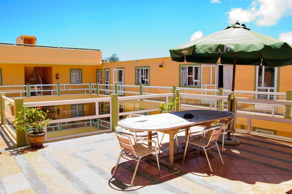 Wanna Studio Apartments Pointe aux Canonniers Extérieur photo